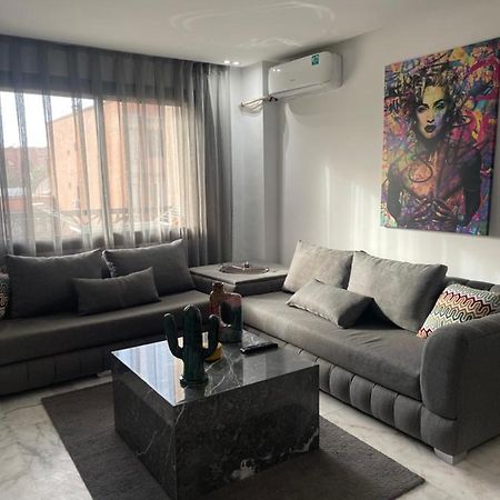 Super Appartement Au Coeur De Marrakech マラケシュ エクステリア 写真