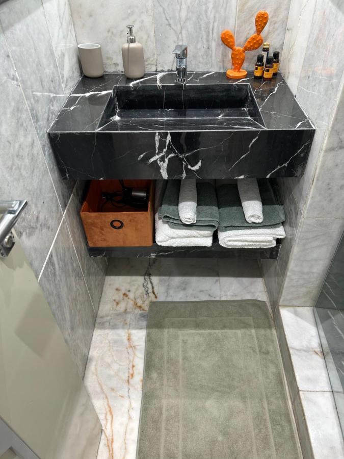 Super Appartement Au Coeur De Marrakech マラケシュ エクステリア 写真