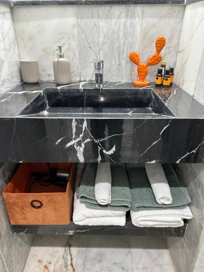 Super Appartement Au Coeur De Marrakech マラケシュ エクステリア 写真